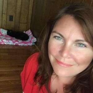 Meet your Posher, Stefanie